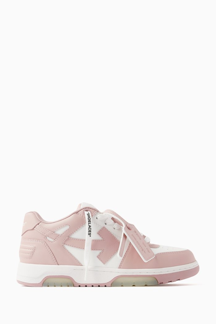 

Out Of Office Low Top Sneakers in Leather, Pink