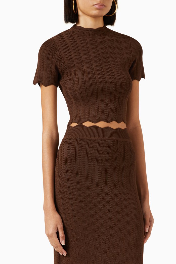 

Poppy Scallop Top in Viscose-blend Crepe, Brown