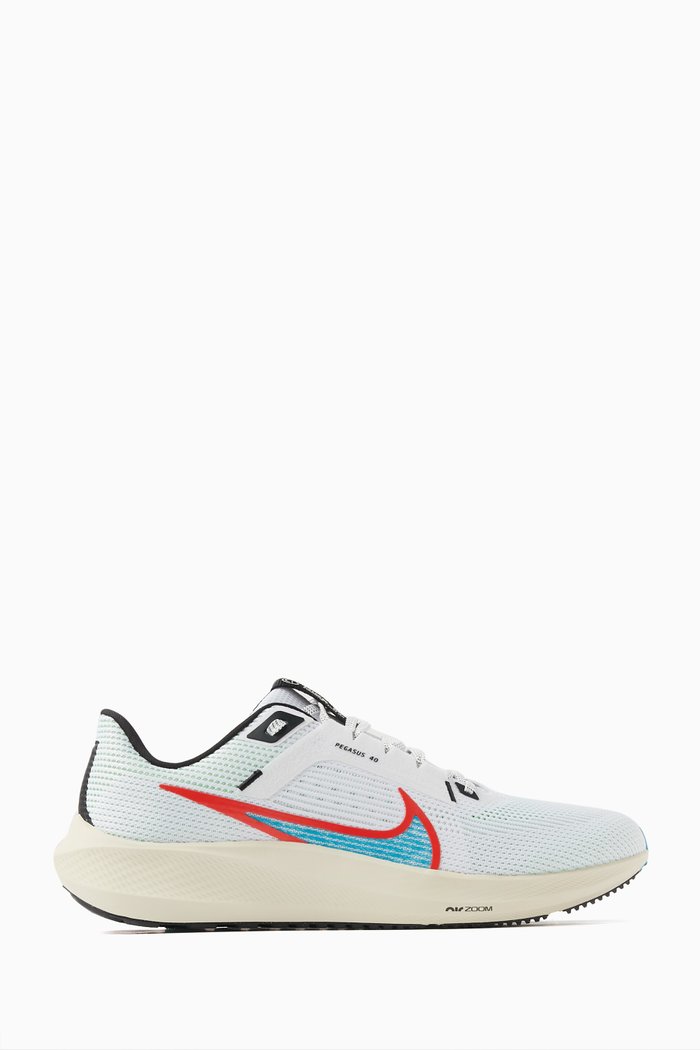 

Pegasus 40 Sneakers in Mesh Knit, White