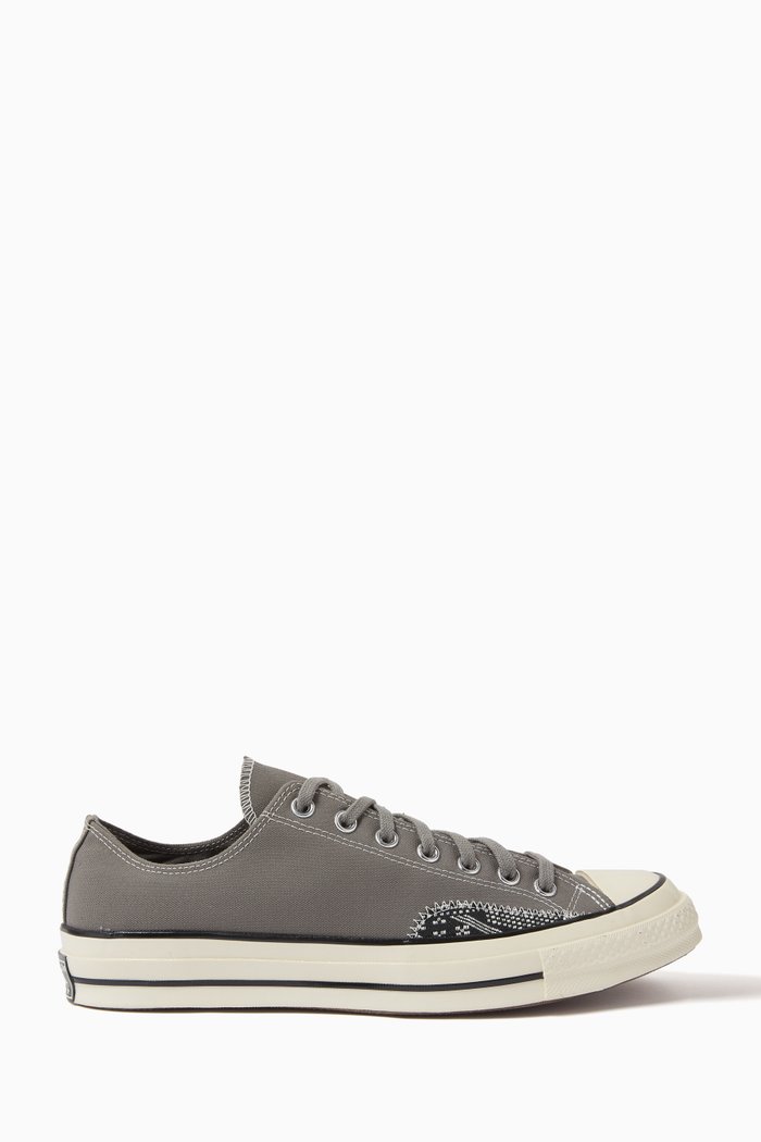 

Chuck 70 Low-top Sneakers in Canvas, Grey