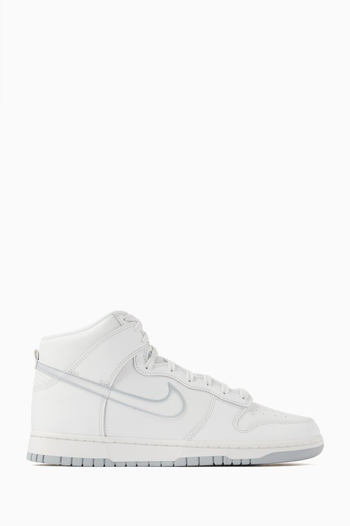 

Dunk Hi Retro Sneakers in Leather, White