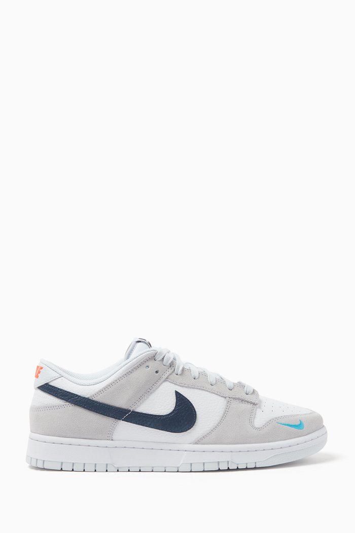 Dunk Low Top Sneakers in Leather, Grey