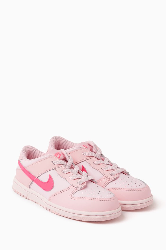 

Dunk Low Sneakers in Leather, Pink