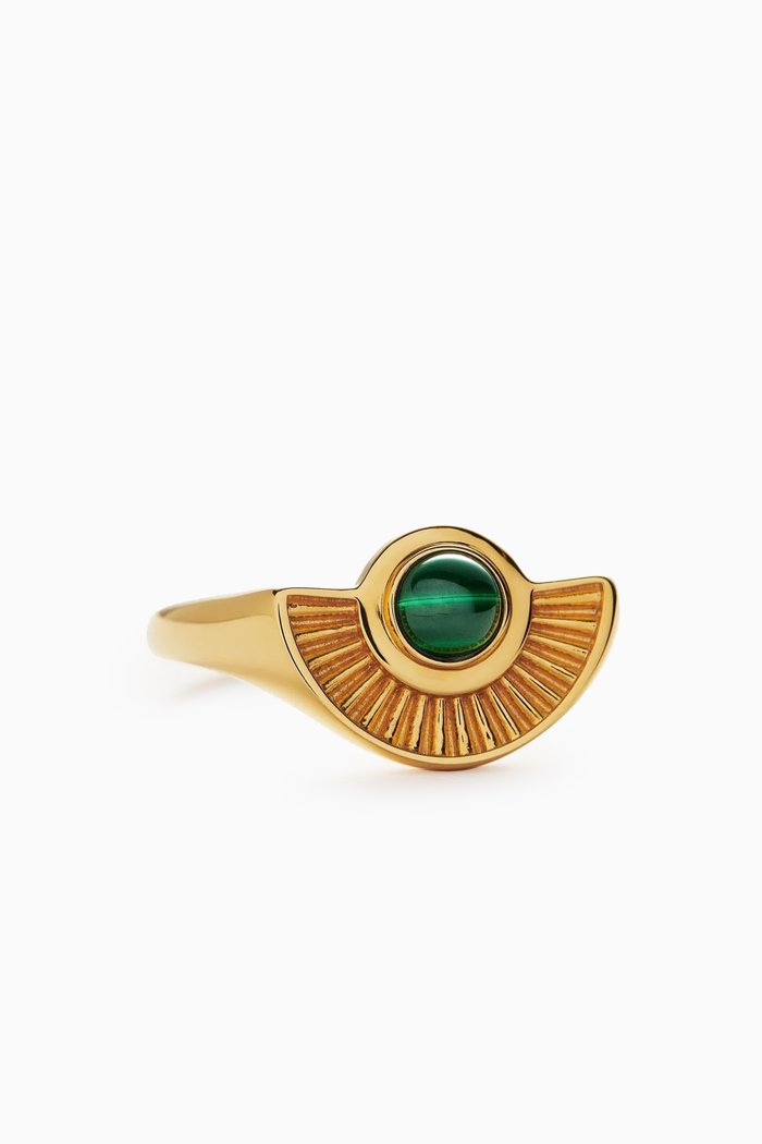 

Zenyu Ridge Fan Gemstone Ring in 18kt Gold-plated Recycled Vermeil, Green