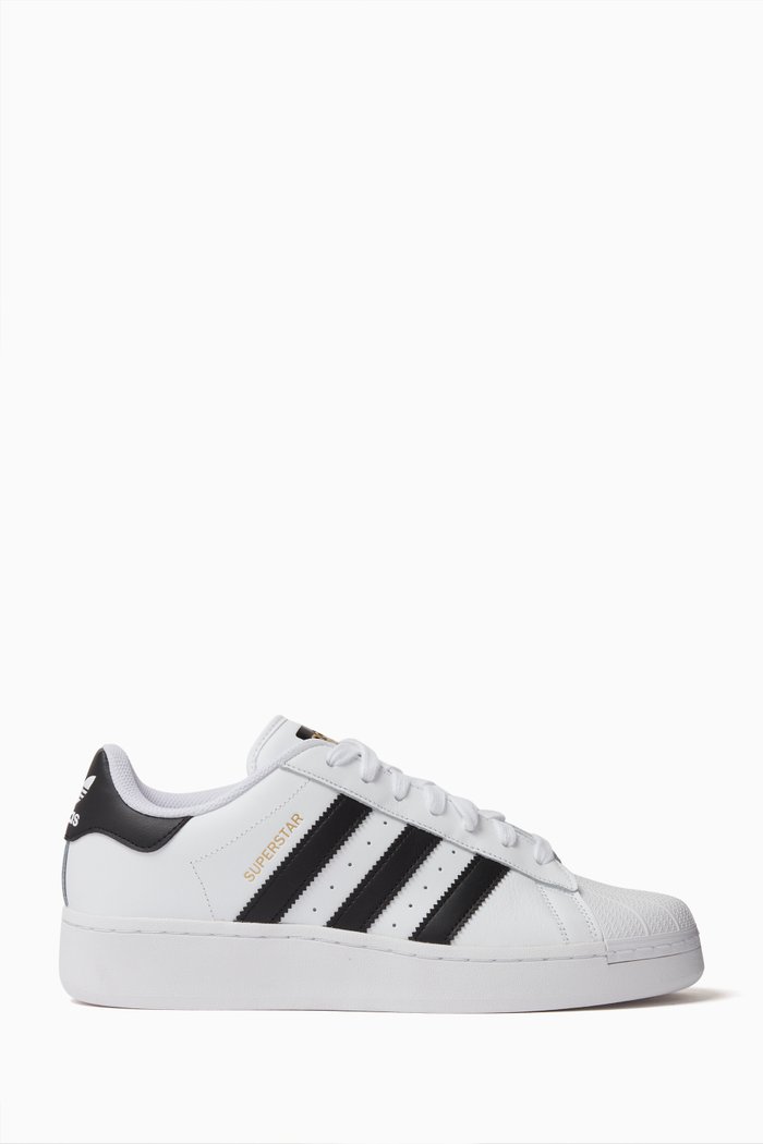 Superstar Sneakers in Leather, White