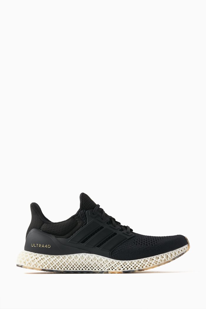 

Ultra 4D Low-top Sneakers in Primeknit, Black