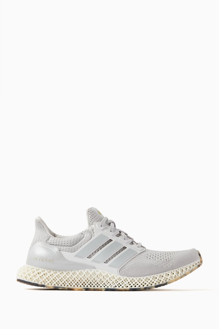 

Ultra 4D Low-top Sneakers in Primeknit, Grey