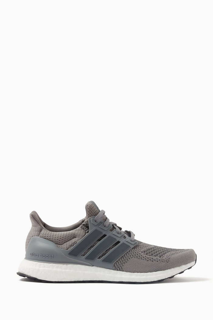 

Ultraboost 1.0 Sneakers in Primeknit, Grey