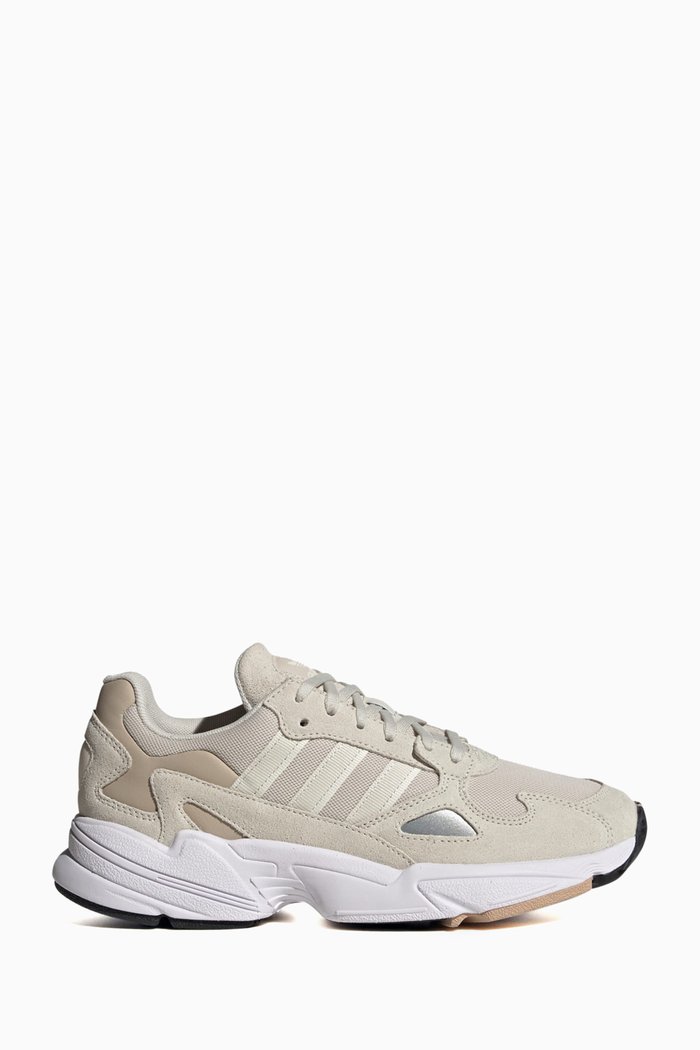 

Falcon Low Top Sneakers in Mesh, Neutral