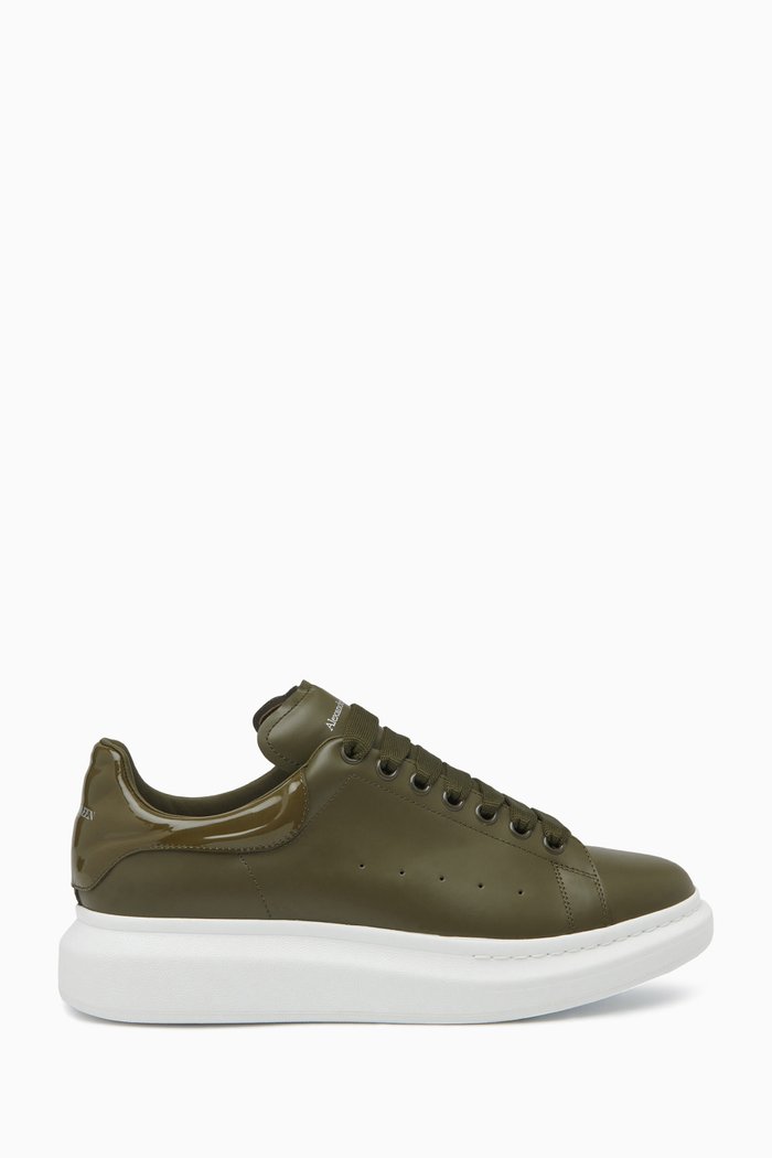 

Oversized Low-top Sneakers in Leather, Green