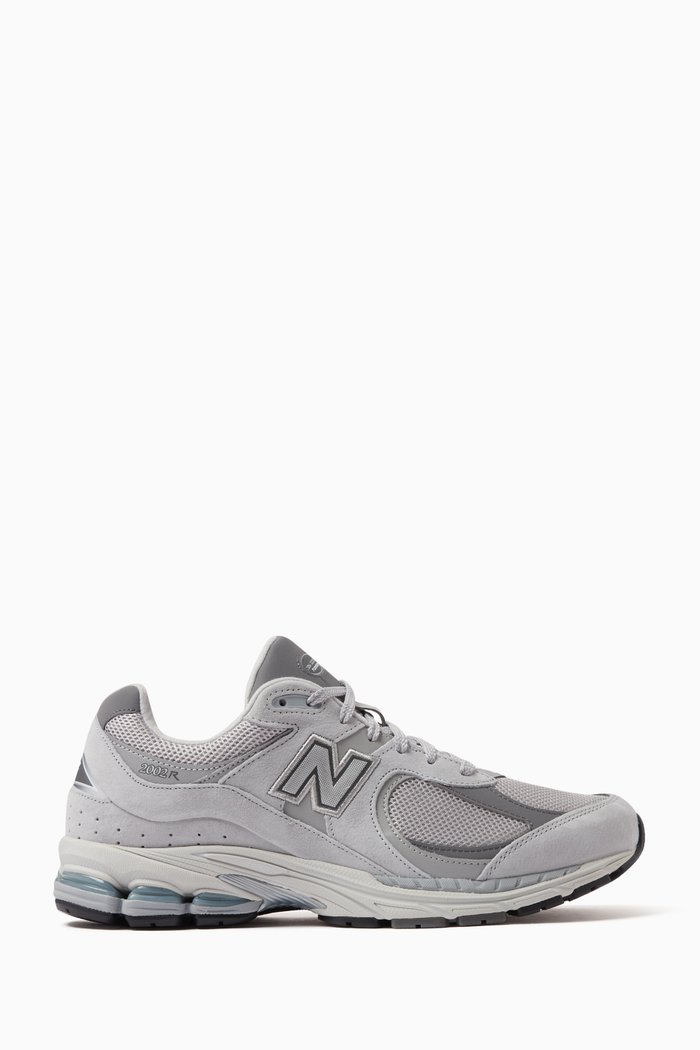 

2002 Runner Sneakers in Suede and Mesh, Grey