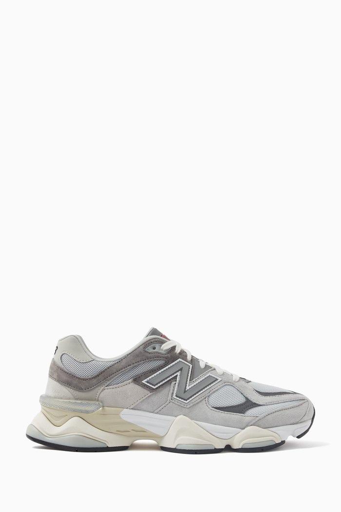 9060 Sneakers in Suede and Mesh, Grey