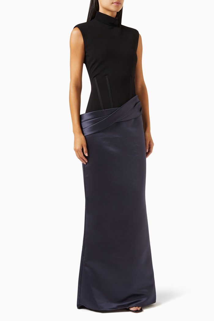 

Trophy Gown, Multicolour