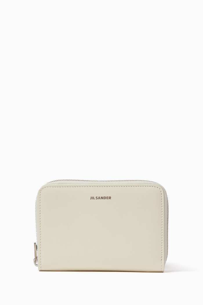 

Zip-around Wallet in Calf Leather, Neutral