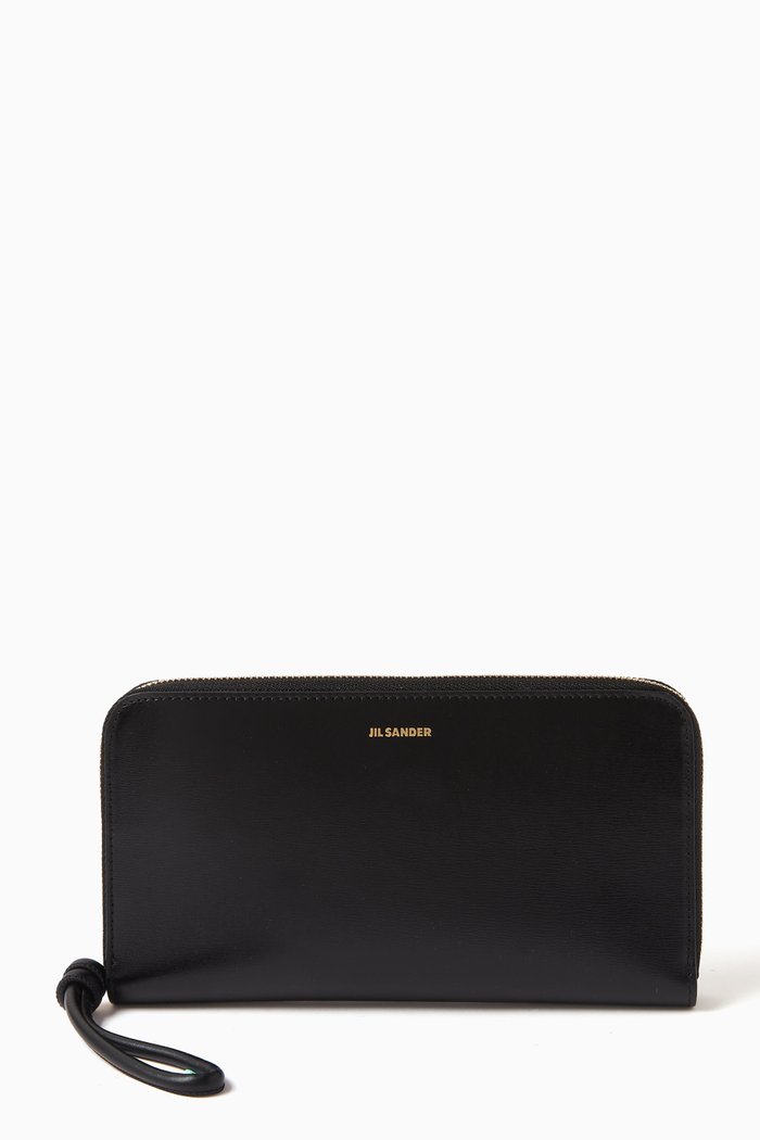 

Medium Giro Zip-around Wallet in Leather, Black