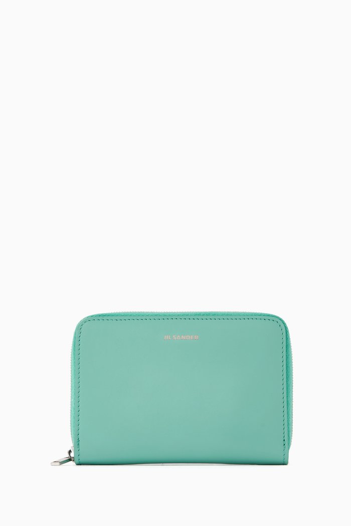 

Small Zip-around Wallet in Calf Leather, Blue