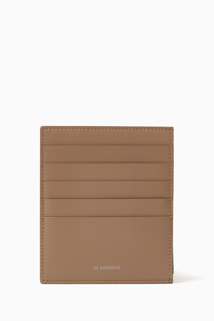

Vertical Card Holder in Calf Leather, Neutral