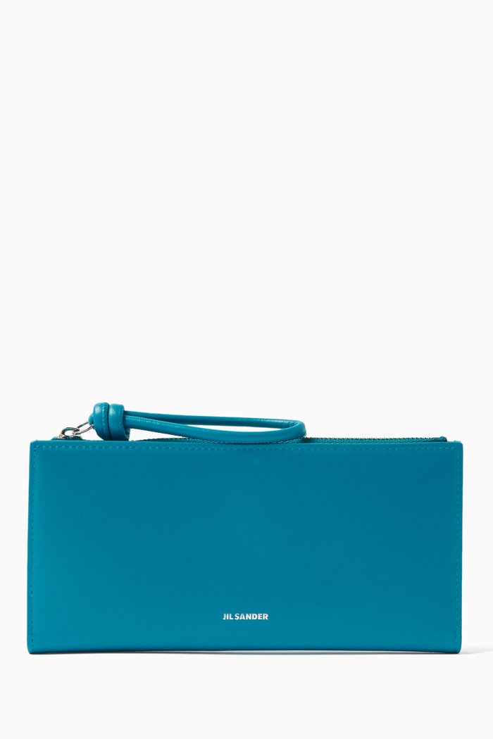 

Pocket Zip-around Wallet in Smooth Leather, Blue
