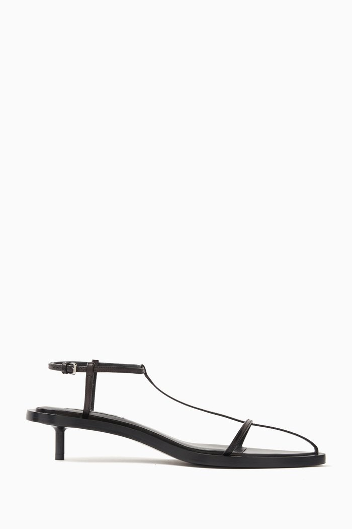 

Point Toe Strappy Sandals in Leather, Black