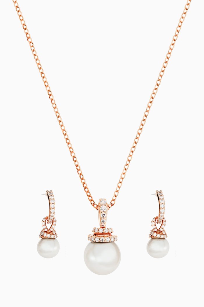 

Originally Set in Rose Gold-plated Metal