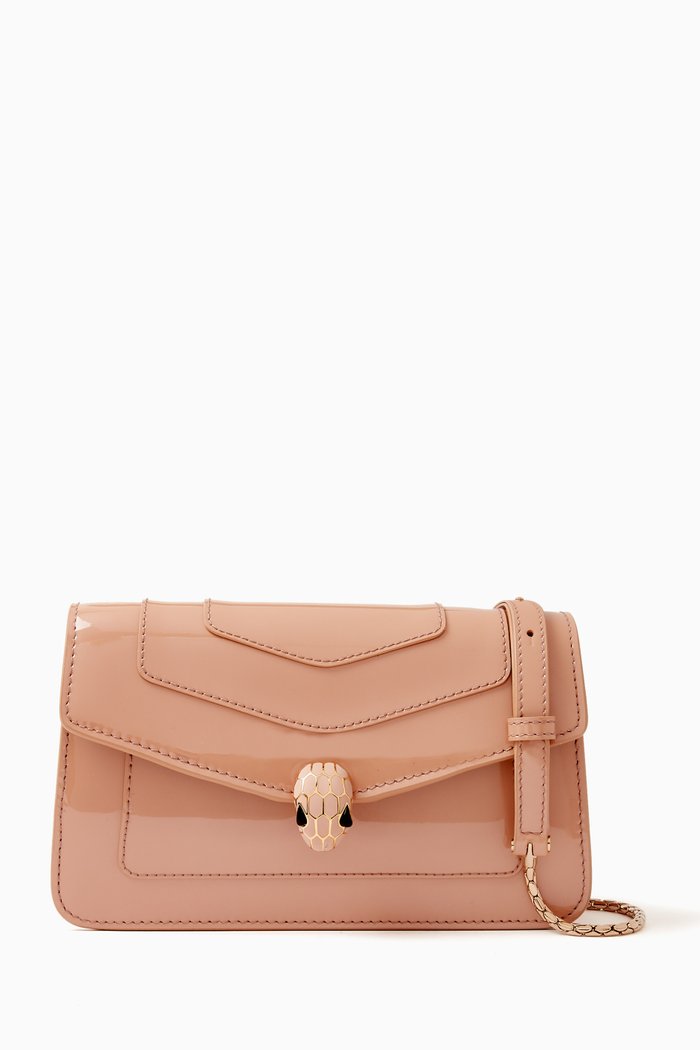 

Serpenti Forever Chain Wallet in Varnished Leather, Brown
