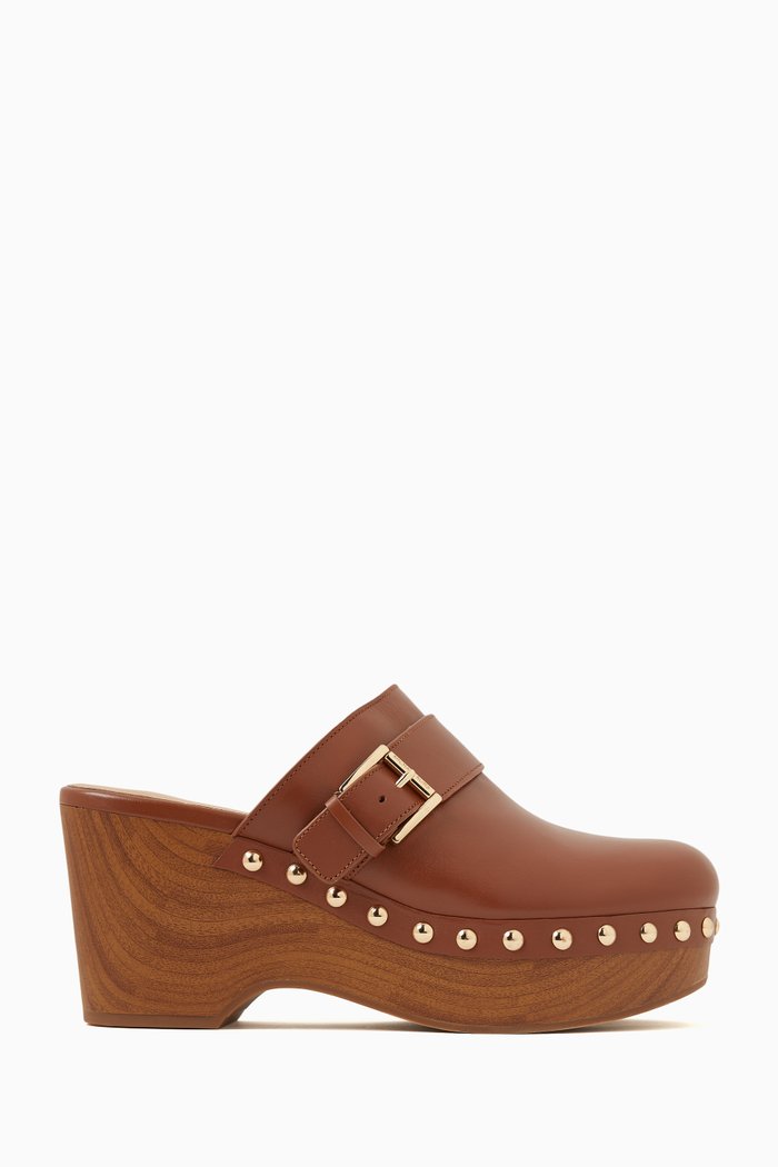 

Rye Studded Clogs in Leather, Brown