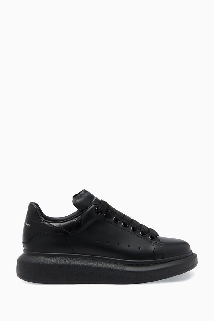 

Oversized Low-top Sneakers in Leather, Black