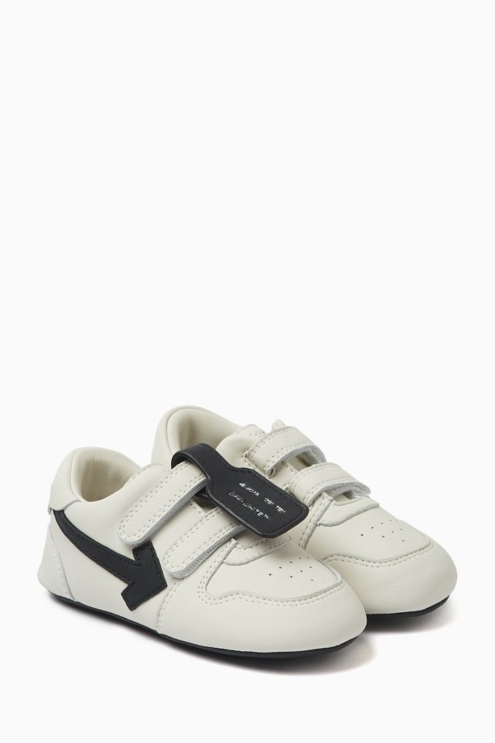 

Out of Office Sneakers in Leather, White
