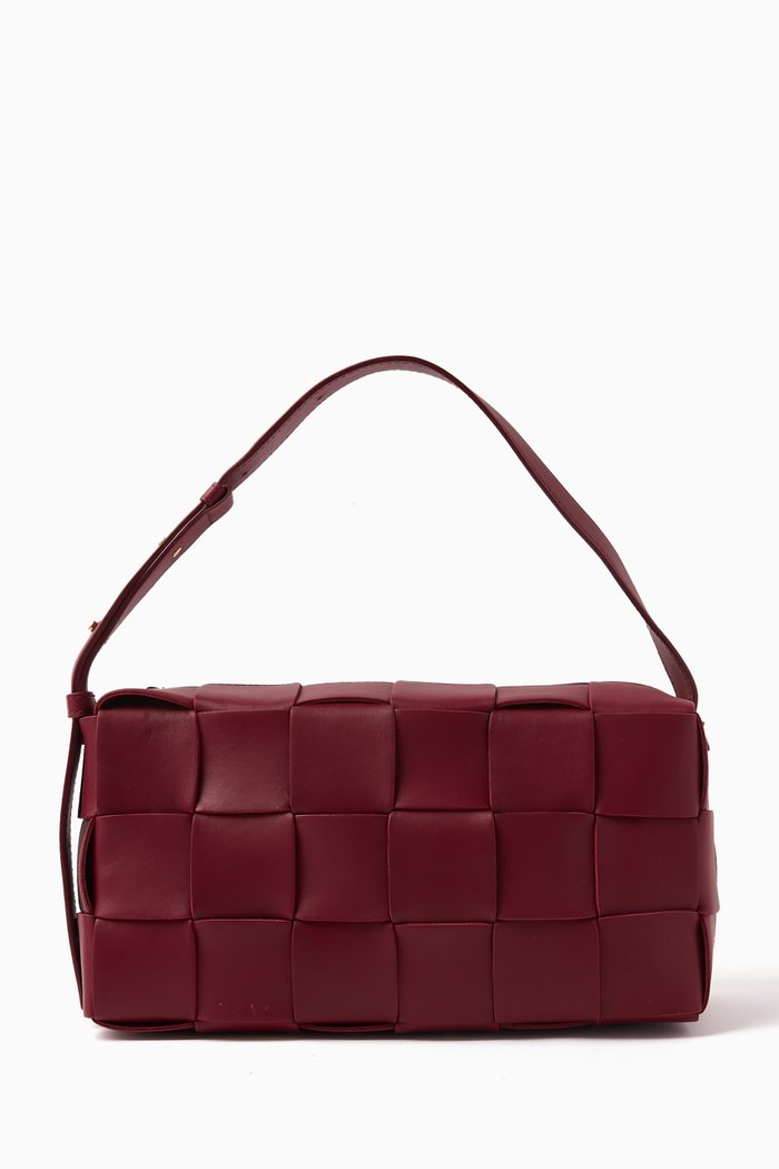 

Brick Cassette Shoulder Bag in Intreccio Leather, Red