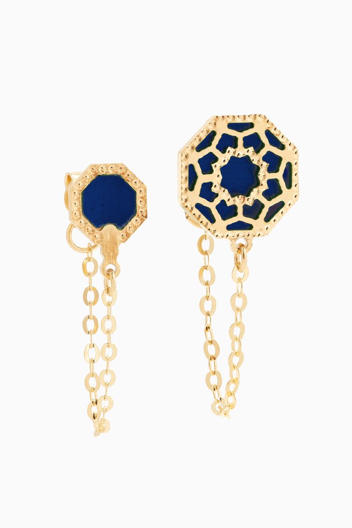 

Amelia Marrakesh Mother of Pearl Mismatching Stud Earrings in 18kt Yellow Gold