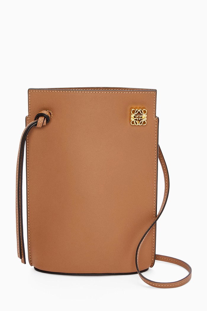 

Dice Pocket Pouch in Classic Calfskin, Brown