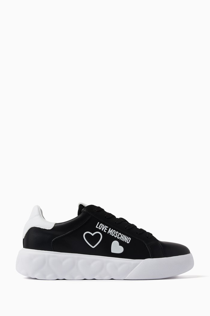 Heart Love Low-top Sneakers in Leather, Black