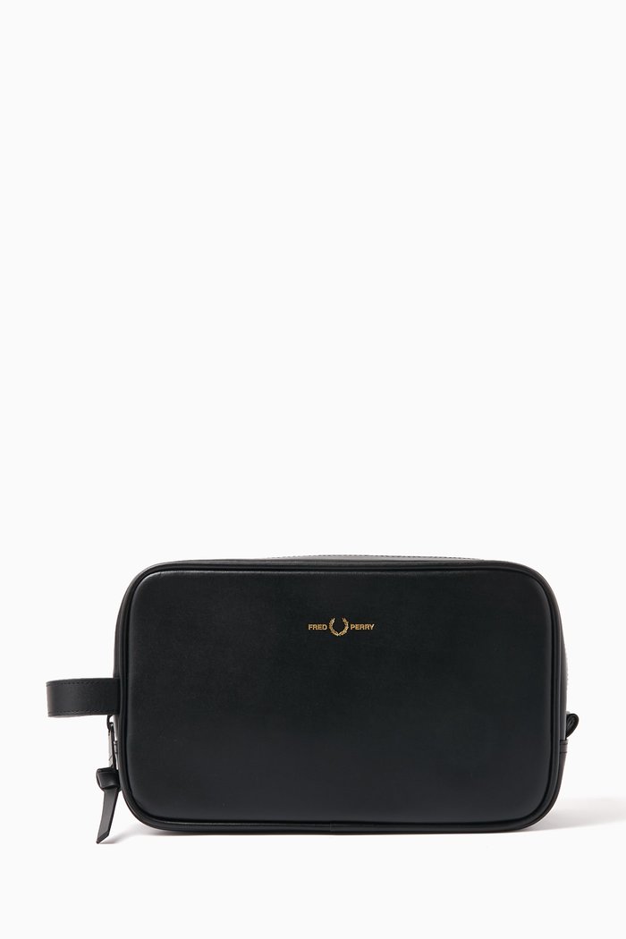 

Logo Wash Bag in Burnished Leather, Black