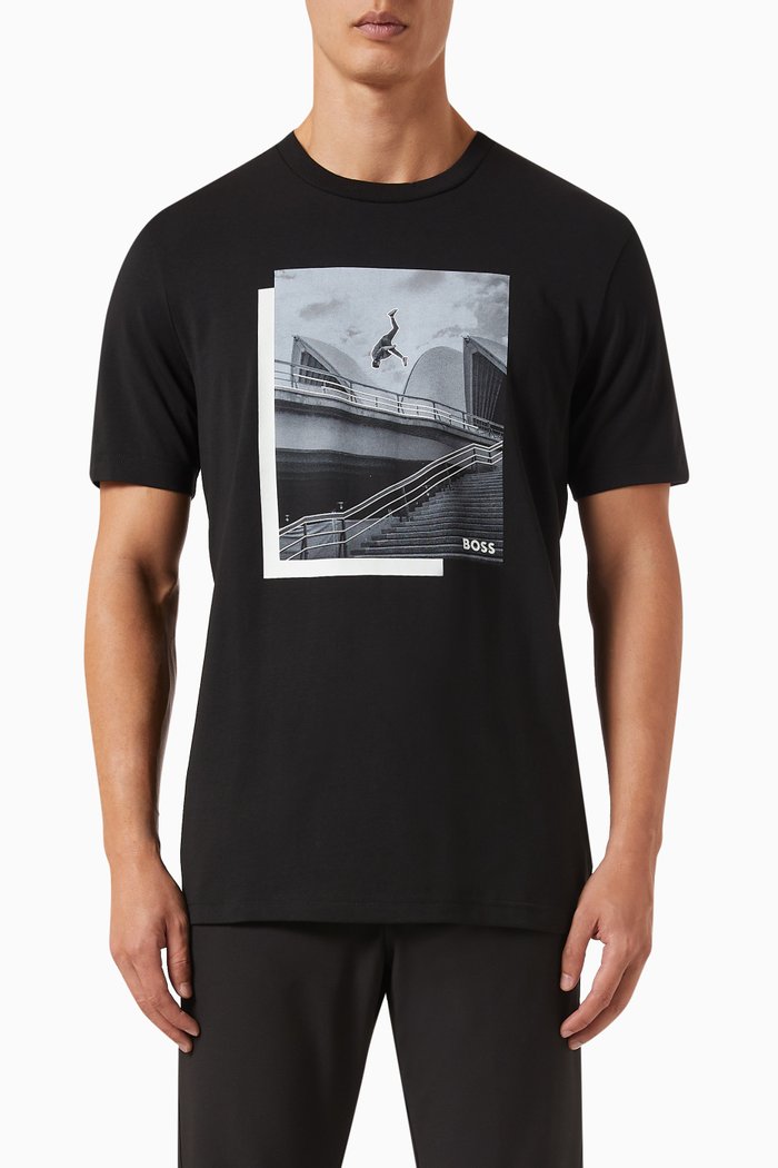 

Graphic Logo Print T-shirt in Cotton, Black