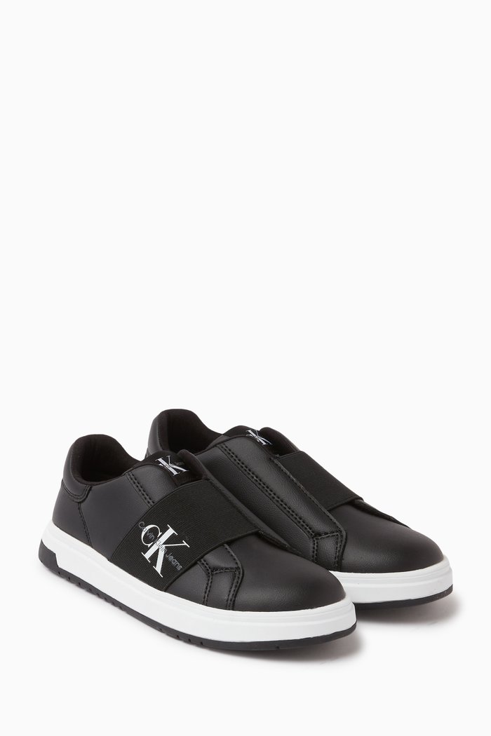 

Logo Low-Cut Sneakers in Faux Leather, Black