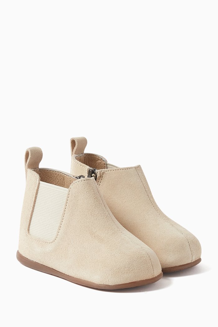 

Chelsea Suede Boots in Leather, Neutral