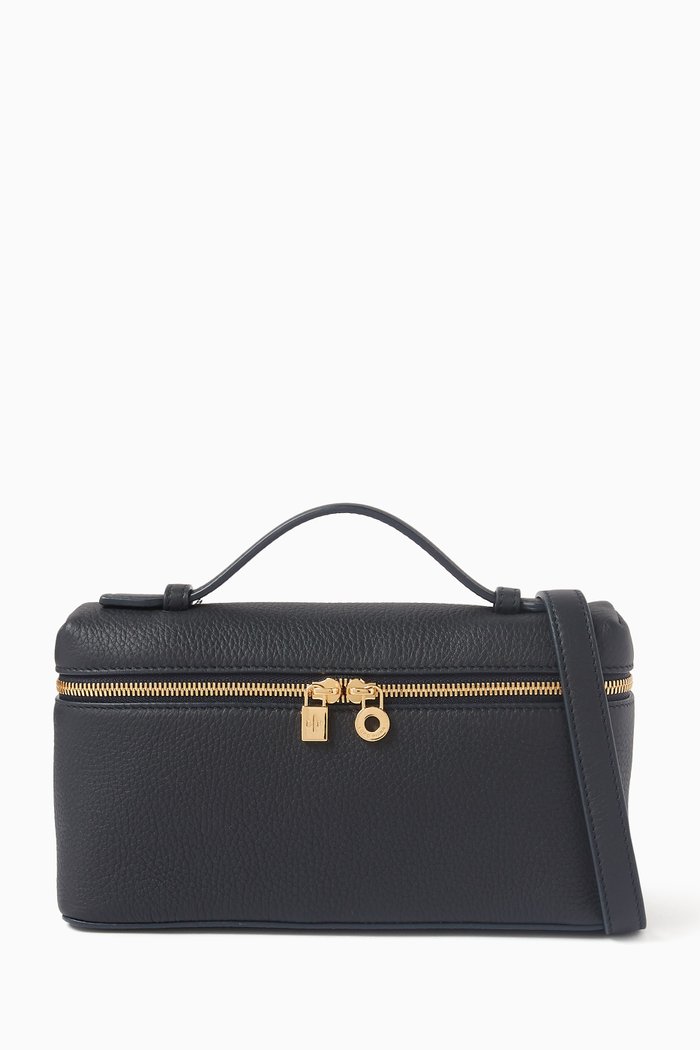

Extra Pocket Pouch L19 Bag in Calfskin Leather, Blue