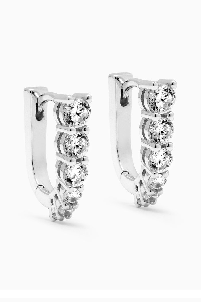 

Graduated CZ Elongated Oval Shape Huggie Earrings in 14kt White Gold-plated Silver