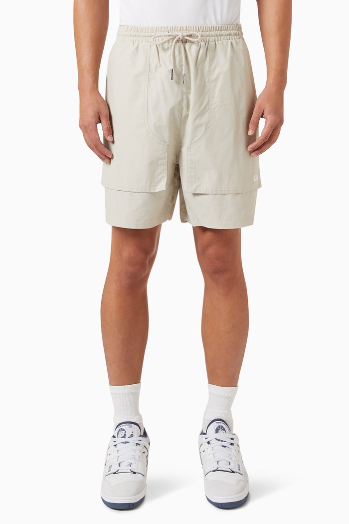 

Alden Pocket Shorts in Cotton-nylon Blend, Neutral