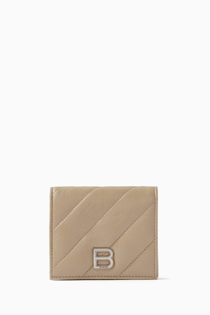 

Crush Flap Coin & Card Holder in Quilted Leather, Brown