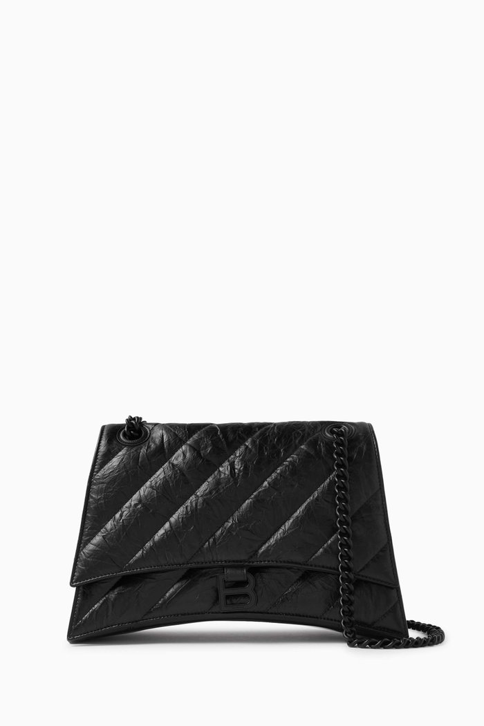 

Medium Crush Shoulder Bag in Quilted Leather, Black
