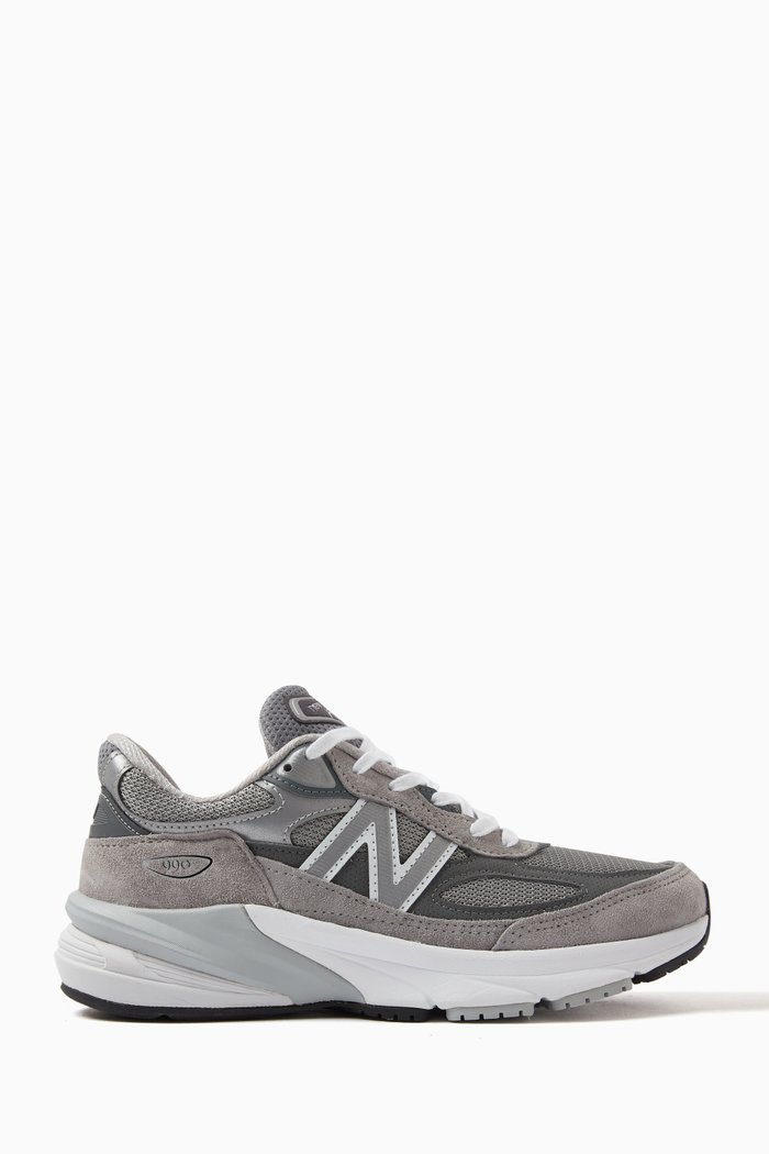 

990v6 Sneakers in Suede & Mesh, Grey