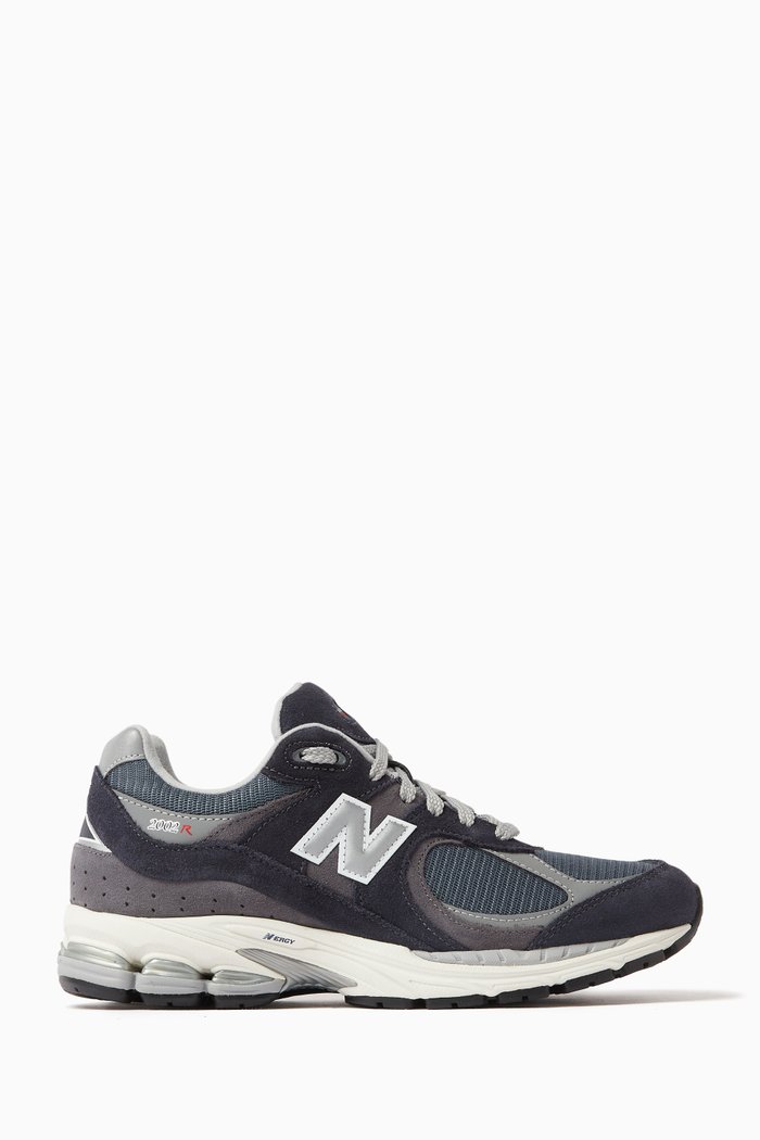

2002R Q3 Low-top Sneakers in Mesh & Suede, Blue