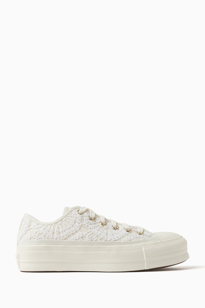 

Chuck Taylor All Star Lift Low-top Sneakers in Lace, White