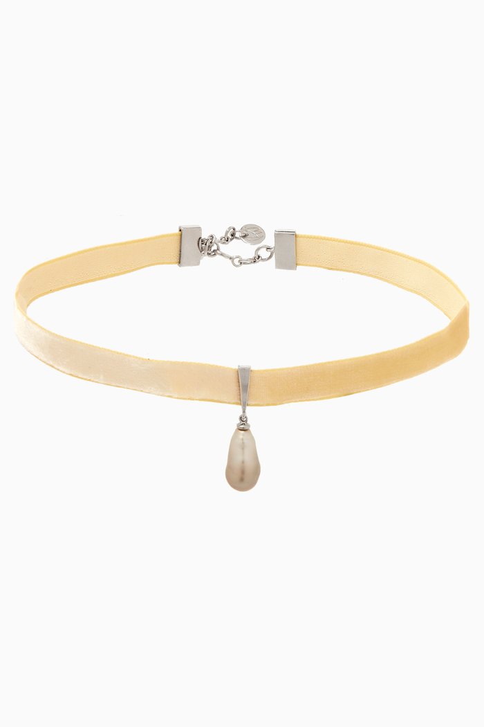 

Wan Design Pearl Pendant Velvet Choker in 18kt White Gold, Yellow
