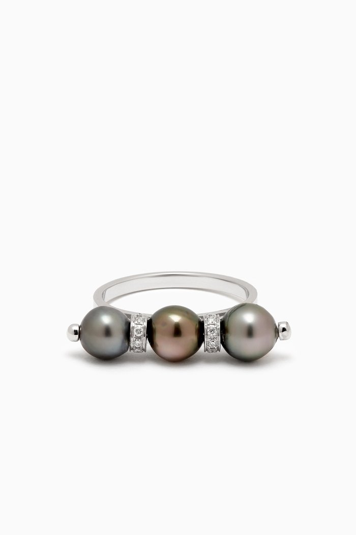 

Amulette Pearl & Diamond Ring in 18kt White Gold, Silver