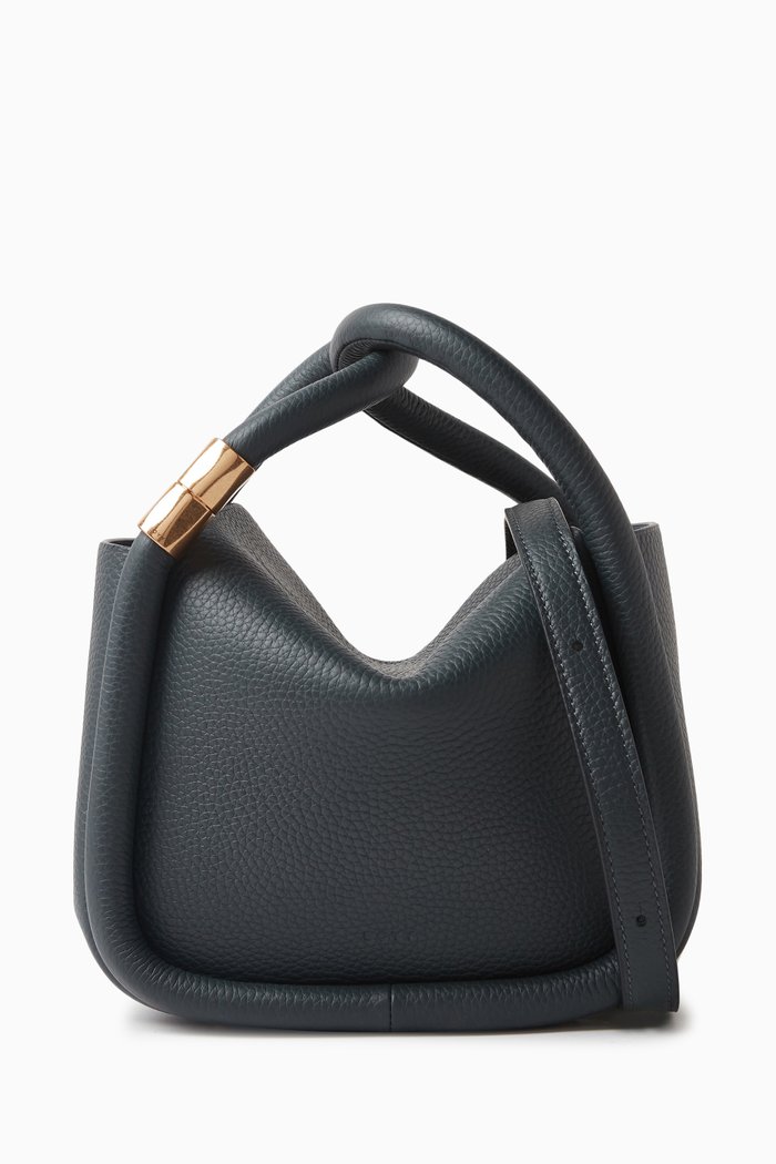 

Small Wonton 20 Top-handle Bag in Pebbled Leather, Blue