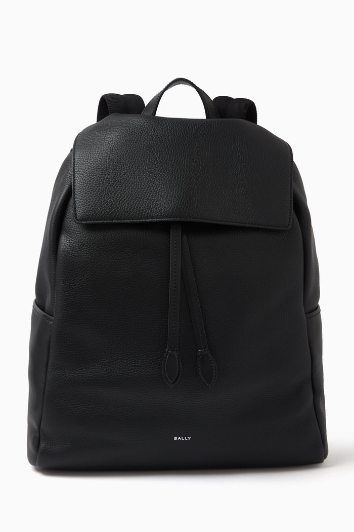 

Slim Backpack in Grained Leather, Black