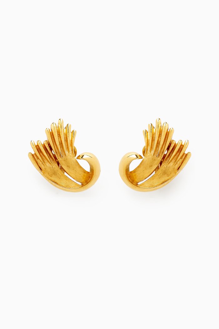 

1960s Vintage Trifari Clip-On Earrings, Gold