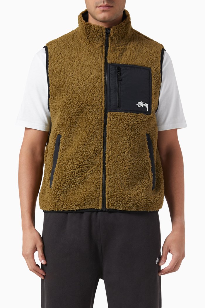 

Reversible Vest in Sherpa Fleece & Nylon, Green